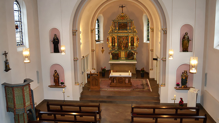 2202_Pfarrei_St_Johann_Schlosskapelle-Sutthausen-kirchenraum