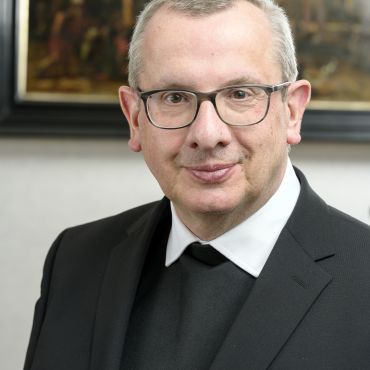 Dr. Martin Schomaker
